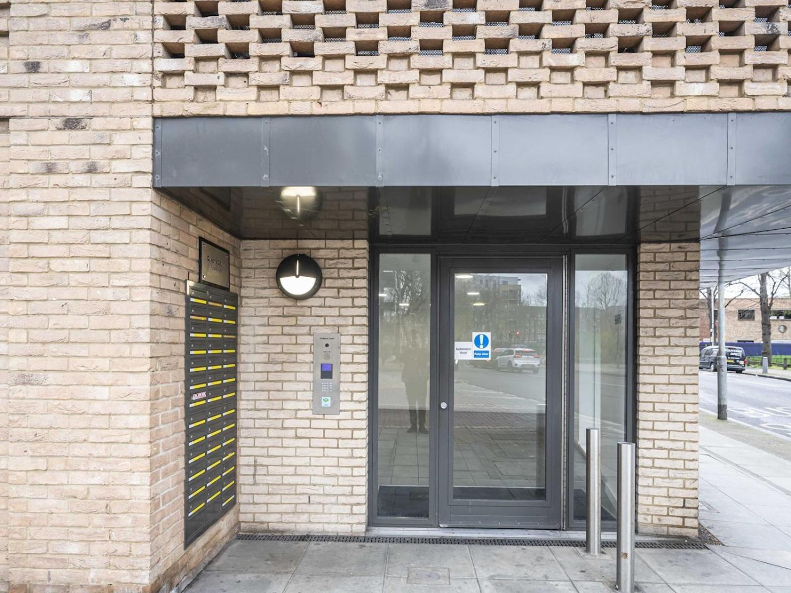 London Apartment Near Tower Bridge And Tube Pass The Keys מראה חיצוני תמונה