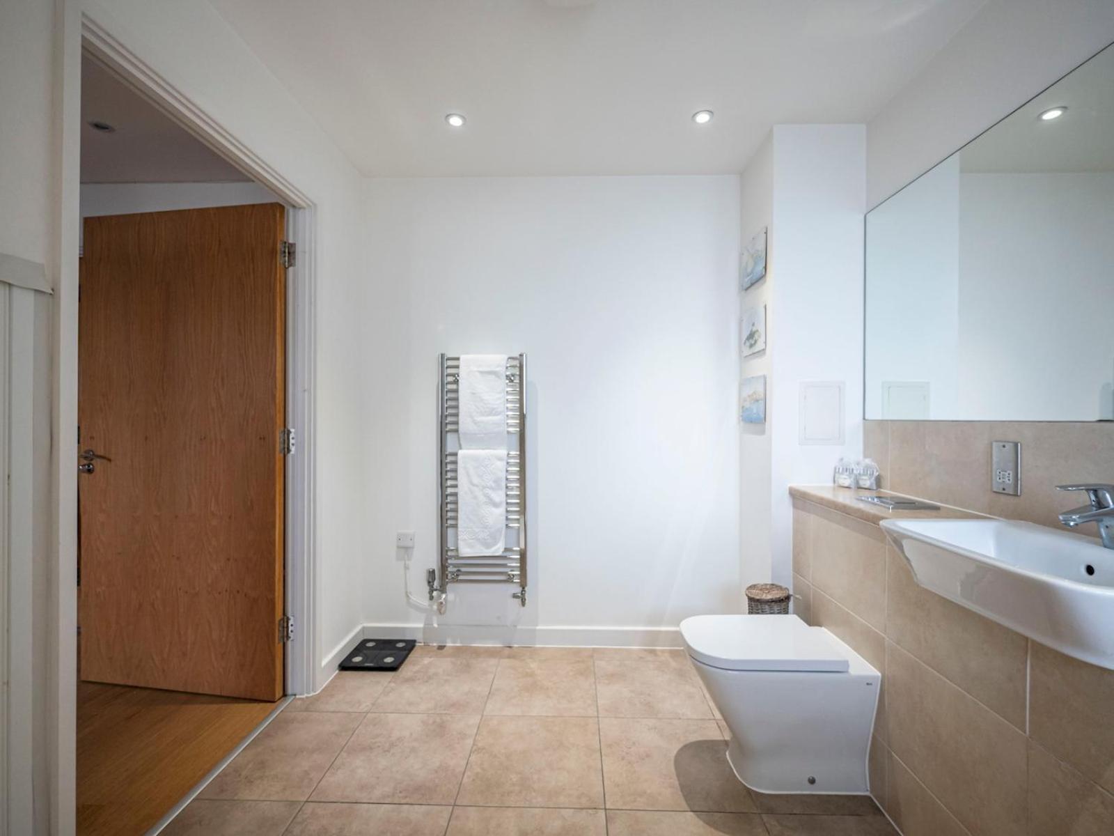 London Apartment Near Tower Bridge And Tube Pass The Keys מראה חיצוני תמונה